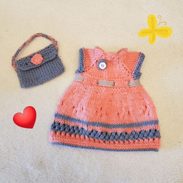 Ensemble robe de poupée rose et gris avec petit sac assorti