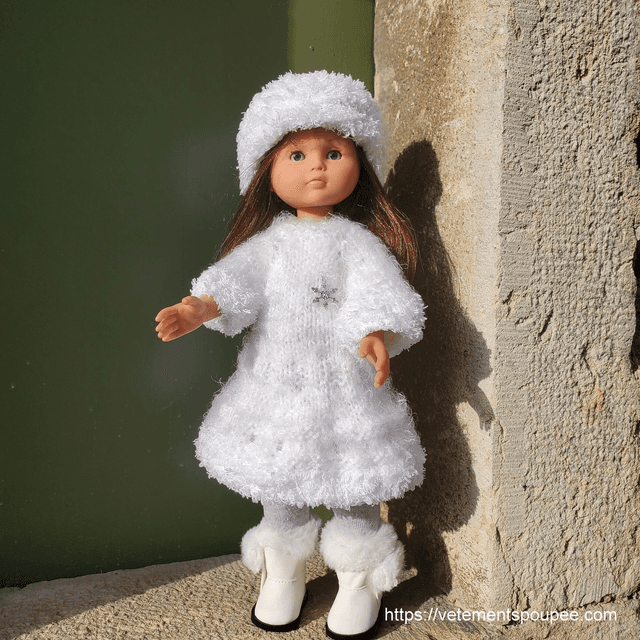 1-Robe blanche neige, pour les poupées les chéries de Corolle, ou Paola Reina